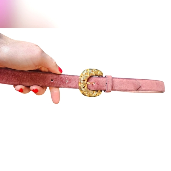 Vintage CROWN PACIFIC Red suede belt gold buckle. Size medium - Picture 1 of 7